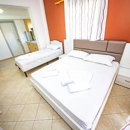 Ideal 2* Sarandë