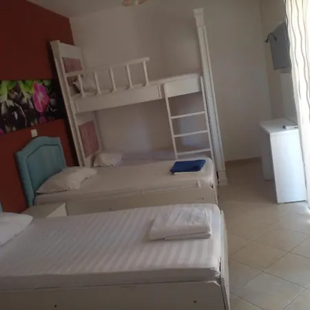 Ideal Hotel
