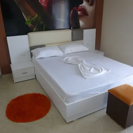 Ideal Hotel