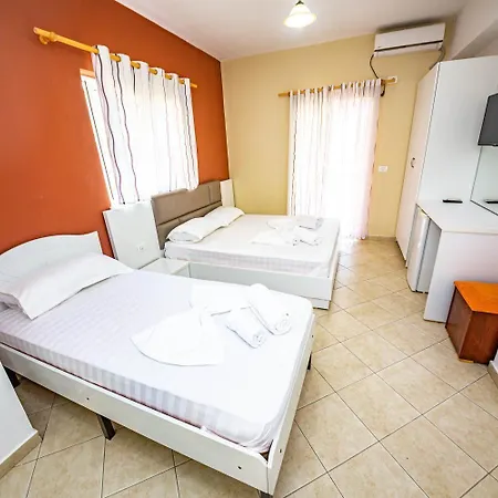 Ideal Hotel