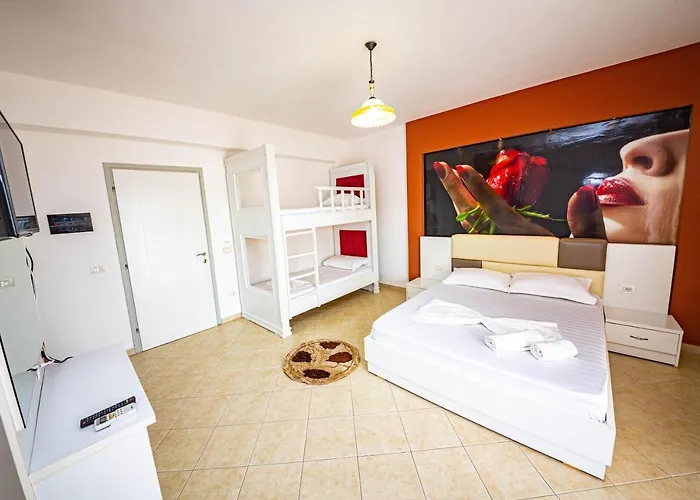 Ideal Hotel