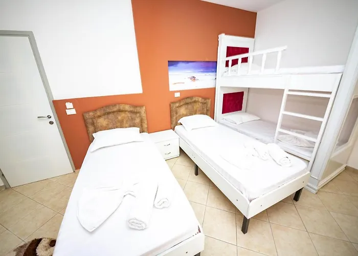 Ideal Hotel