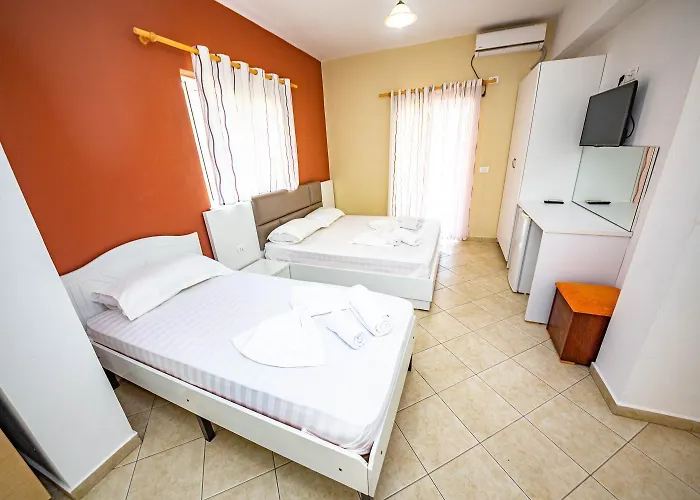 Ideal Hotel